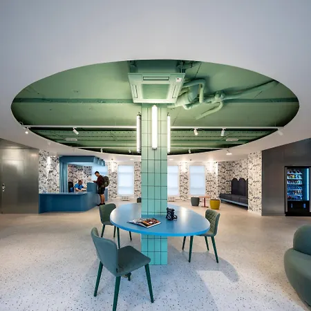 Loop Hostel