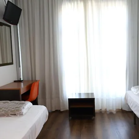 Loop Hostel *